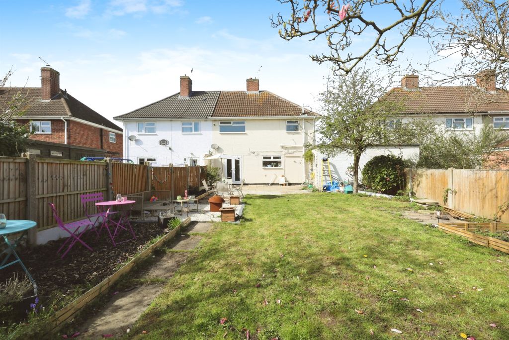 Property photo 2 of 17