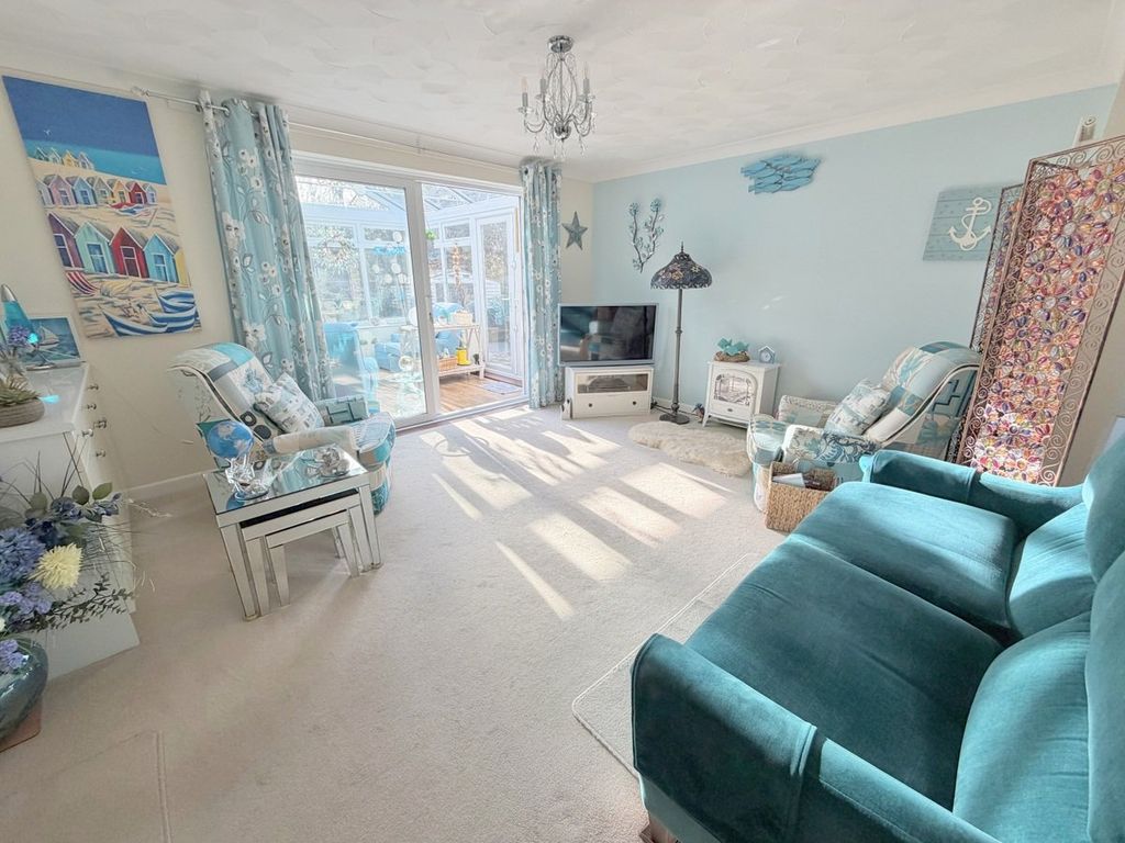 Property photo 3 of 29