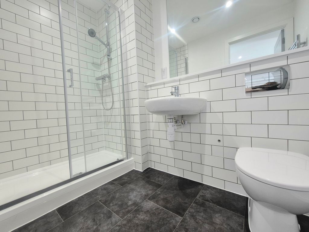 Property photo 3 of 11 Image