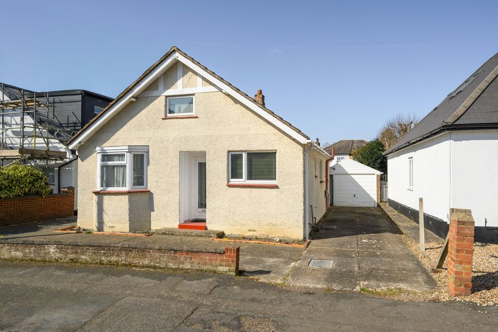 Property photo 3 of 14
