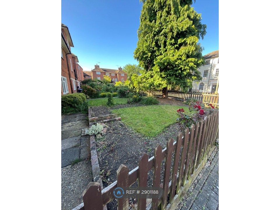 Property photo 3 of 11