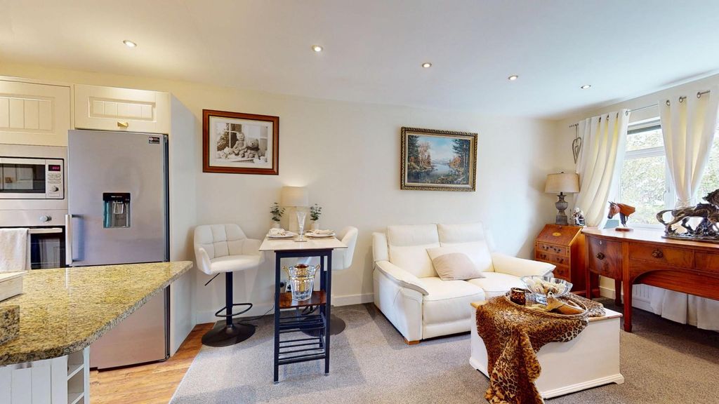 Property photo 2 of 13 Clover-Court-05182026_171201.Jpg