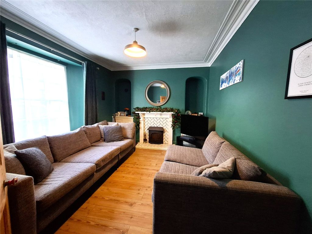 Property photo 2 of 21 Picture No. 55