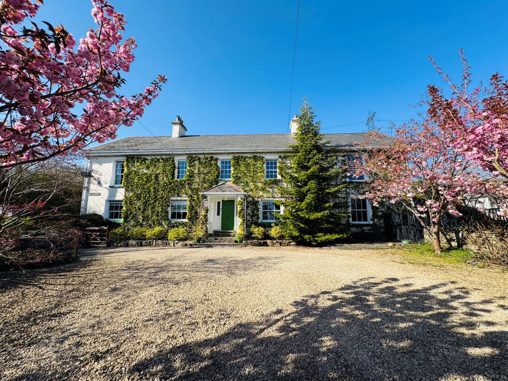 Property photo 1 of 34