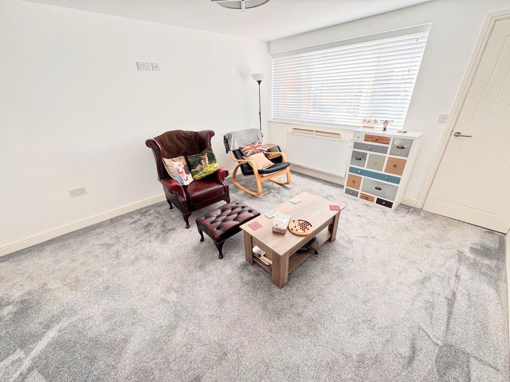 Property photo 2 of 18 Photo 5