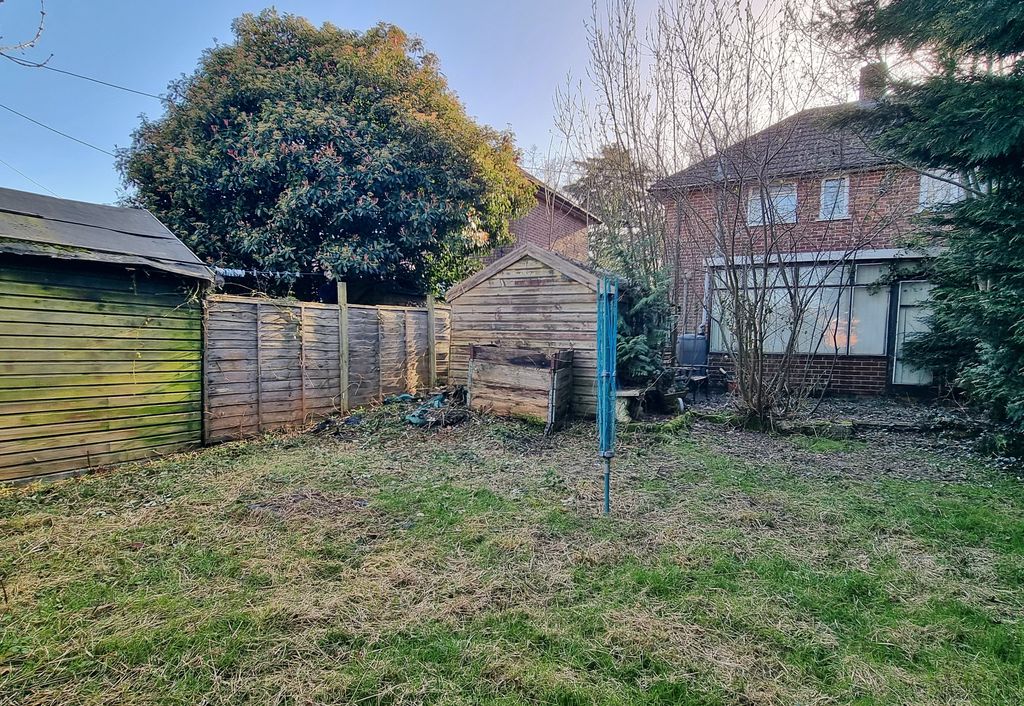 Property photo 3 of 4