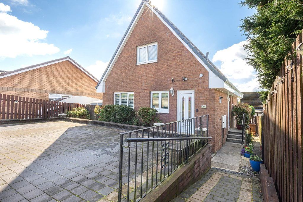 Property photo 1 of 28