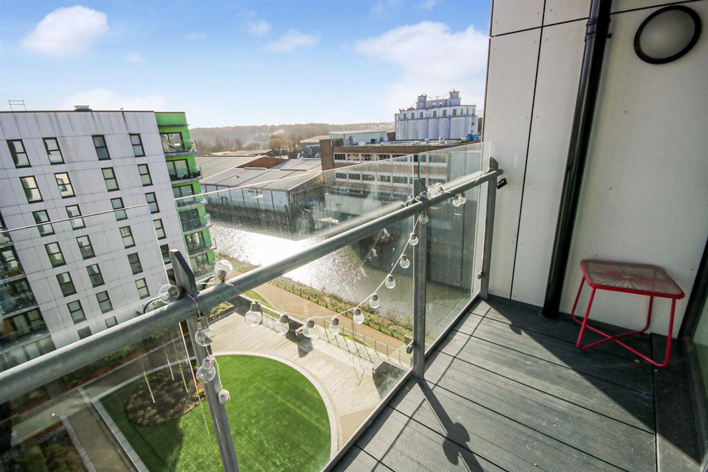 Property photo 2 of 11 2-Img_8642.Jpg