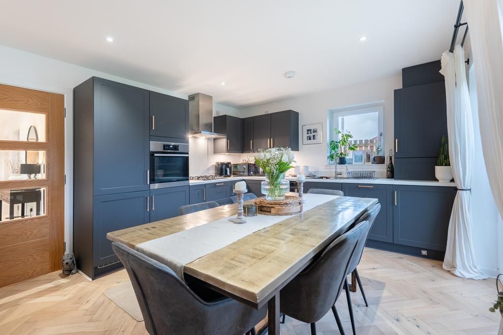 Property photo 3 of 23 Cup1444Seg Dining To Kitchen.Jpg