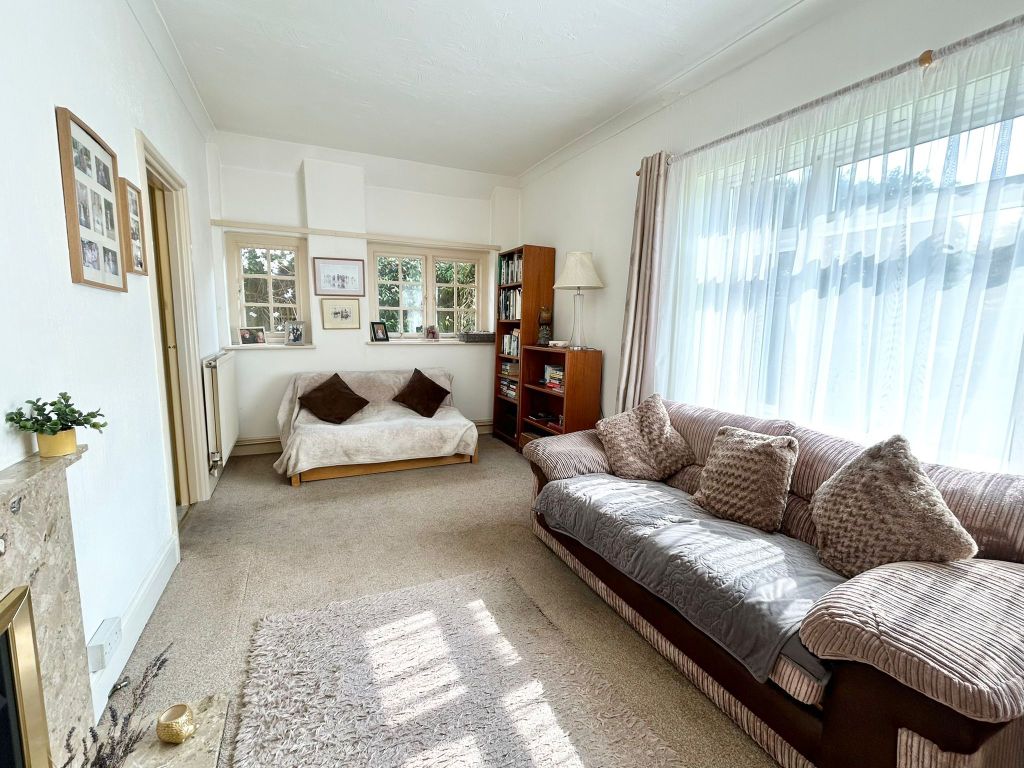 Property photo 3 of 19