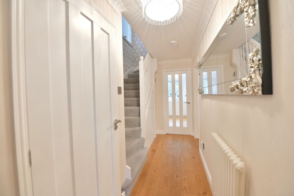 Property photo 3 of 33 Photo 19