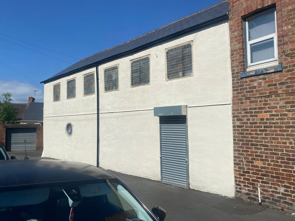 Property photo 1 of 1