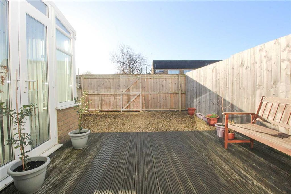 Property photo 2 of 12 Feature Photo