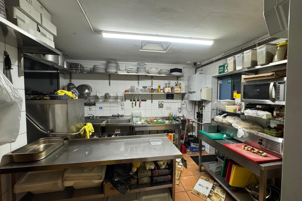 Property photo 1 of 2