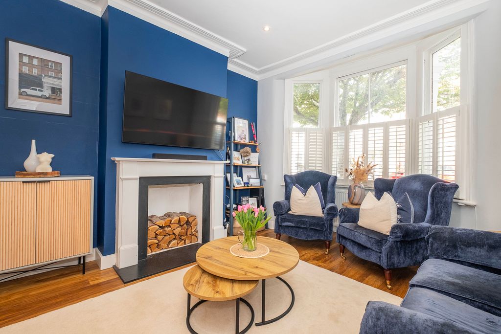 Property photo 1 of 10