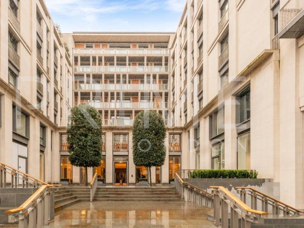 Property photo 1 of 2