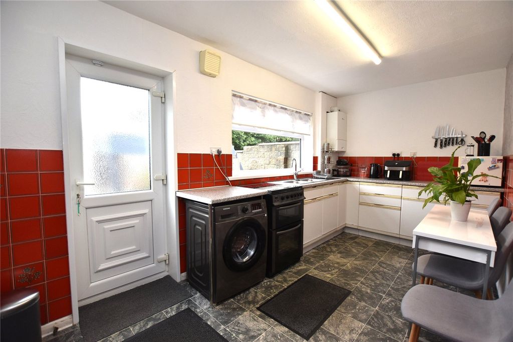 Property photo 3 of 14 Picture No. 08