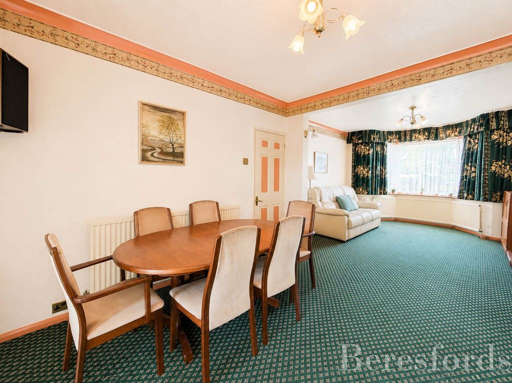 Property photo 3 of 17 Picture No. 29