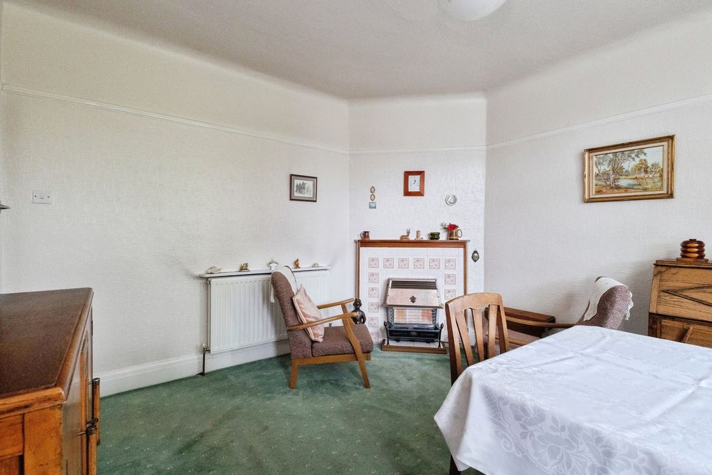 Property photo 3 of 20 Pbox-Img.Jpg