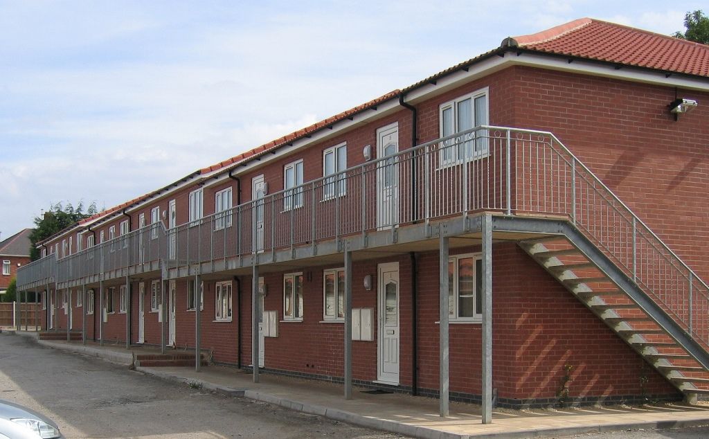 Property photo 1 of 7 Photo 0