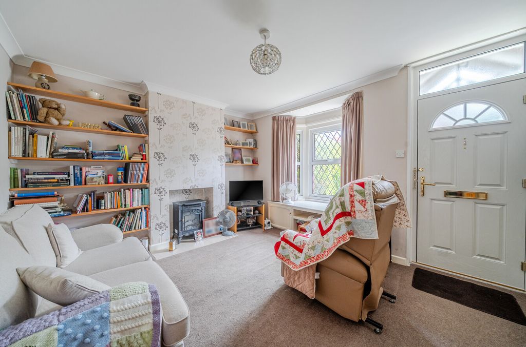 Property photo 3 of 15 1520679-3-1A090c7...