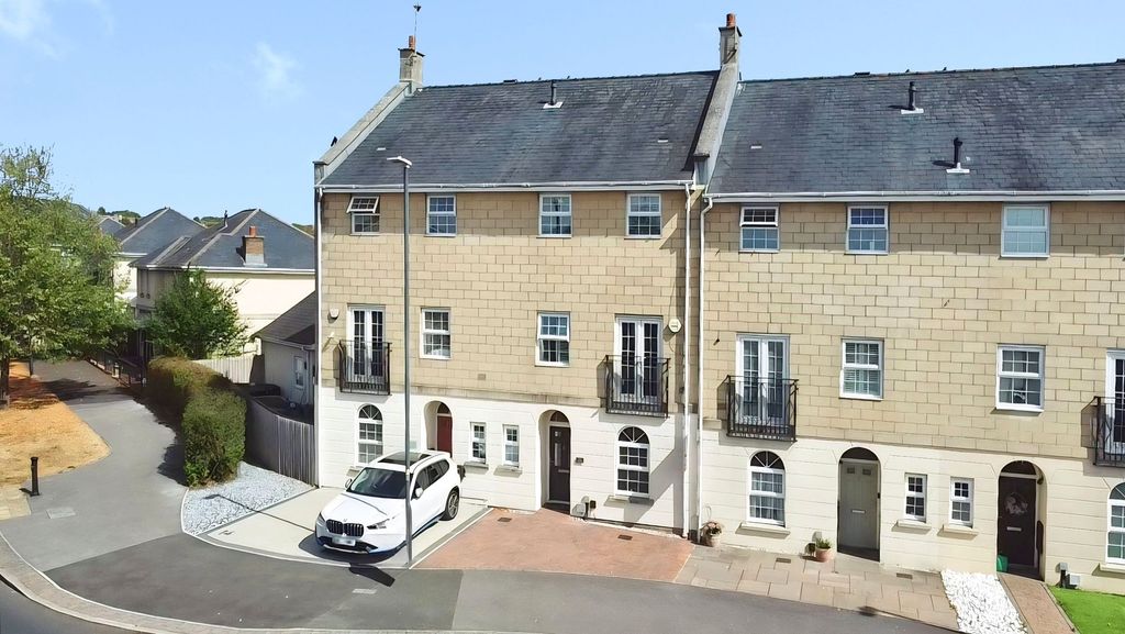Property photo 1 of 26