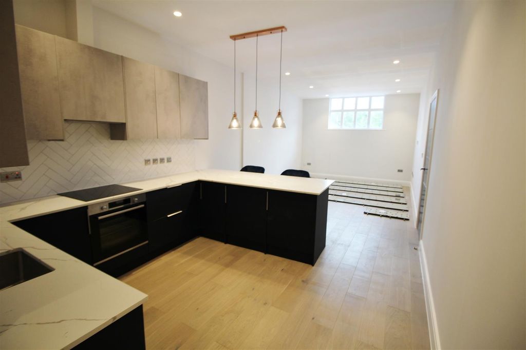 Property photo 3 of 12 Img_4488.Jpg