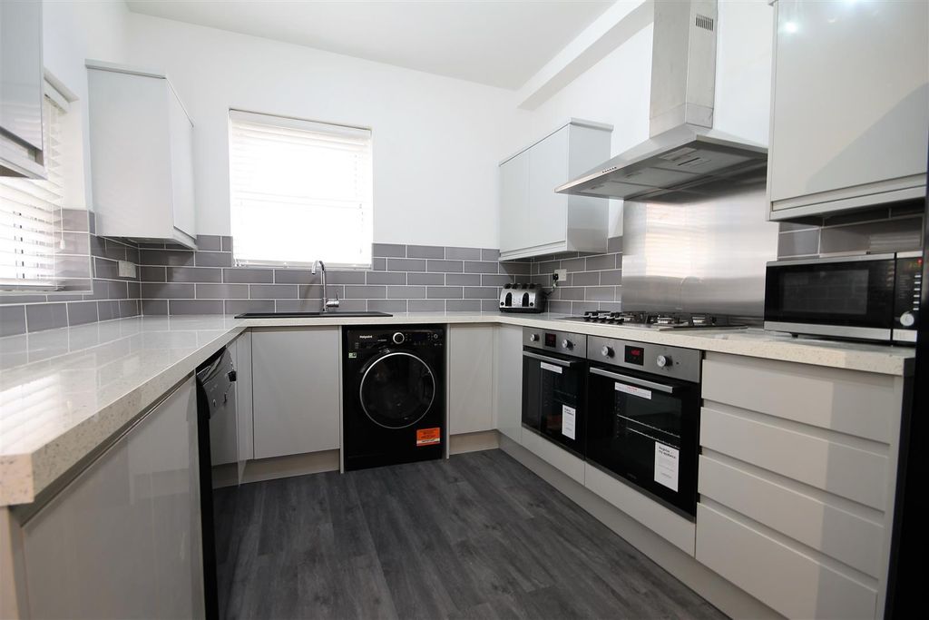 Property photo 1 of 10 46.Jpg