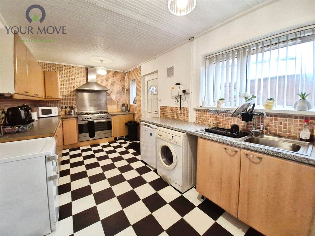 Property photo 3 of 13 Picture No. 10