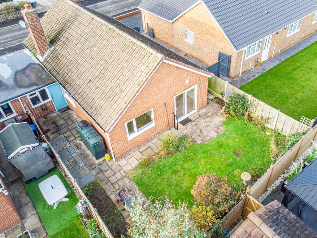 Property photo 1 of 20 Outside2