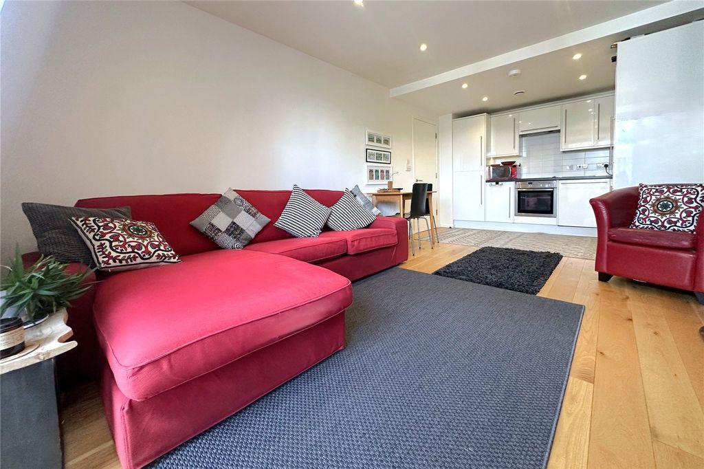 Property photo 3 of 10 Picture No. 07