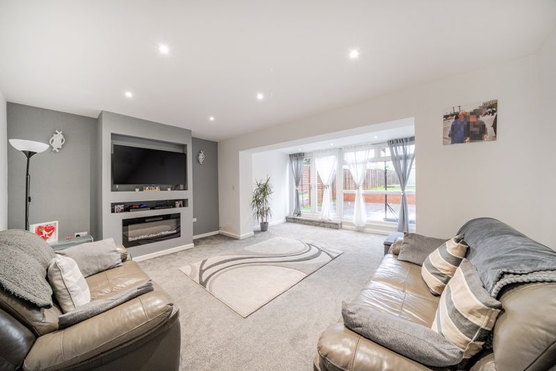 Property photo 2 of 19 Photo 11