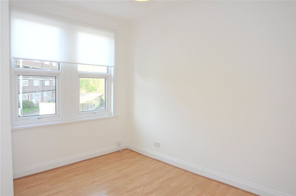 Property photo 3 of 7 Picture No. 05