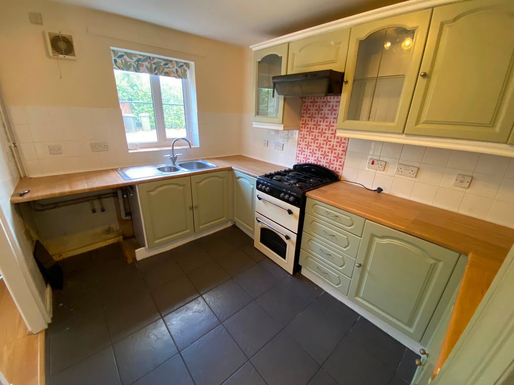 Property photo 2 of 15 Image