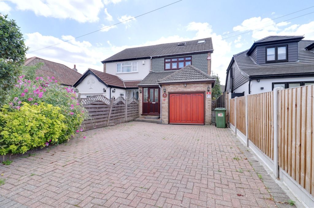 Property photo 1 of 23