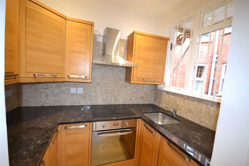 Property photo 2 of 7 Picture No. 01