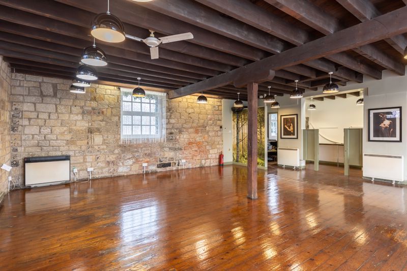 Property photo 3 of 20 Photo 4