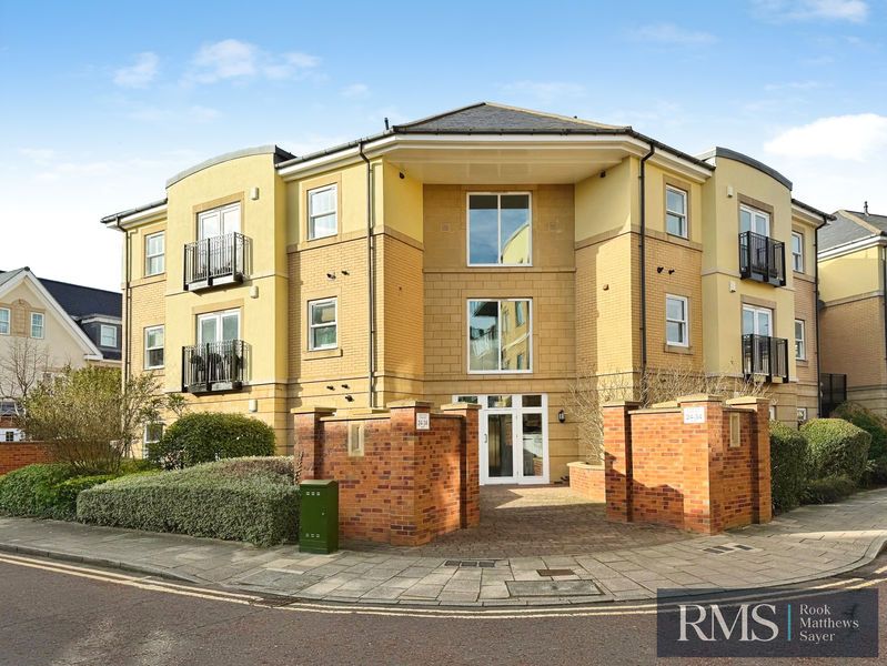 Property photo 1 of 9 Photo 5