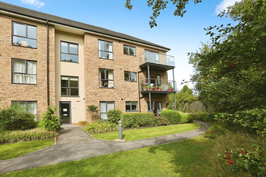 Property photo 1 of 17 Photography