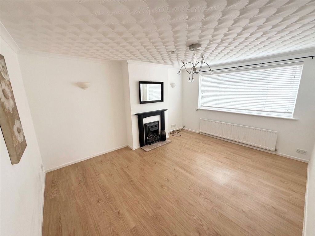 Property photo 3 of 16 Picture No. 28