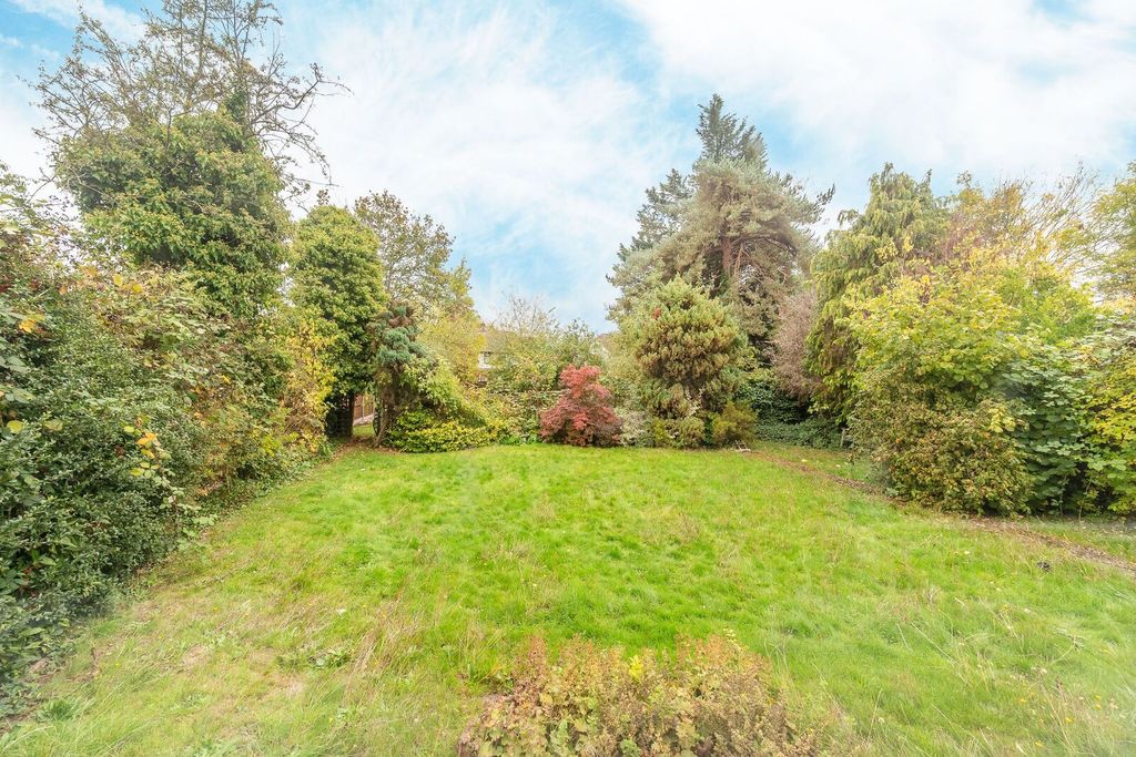 Property photo 3 of 15