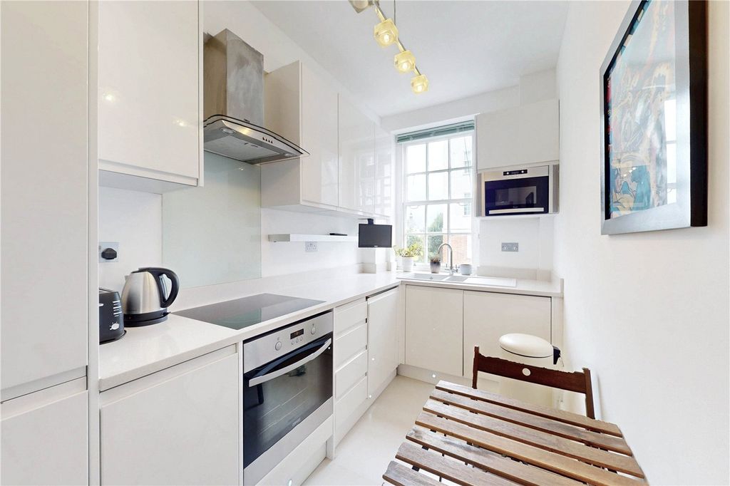Property photo 2 of 15 Picture No. 05