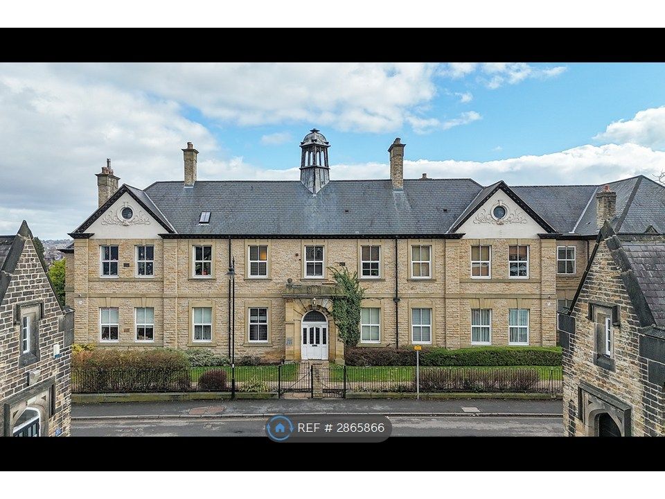 Property photo 1 of 33