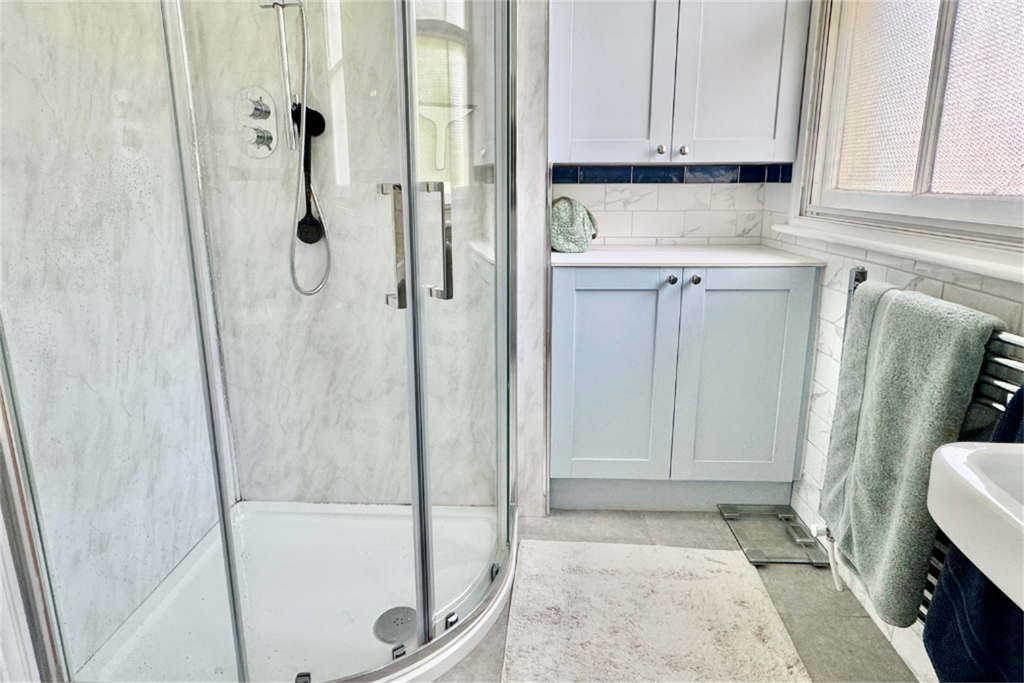 Property photo 2 of 44 (Main)