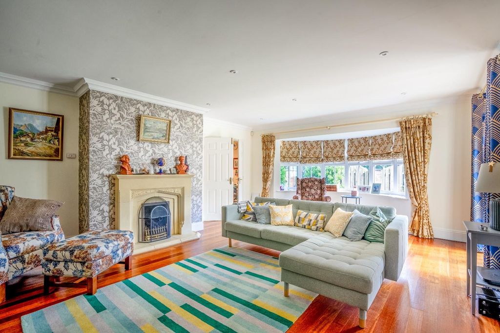 Property photo 2 of 19 Whc-13.Jpg