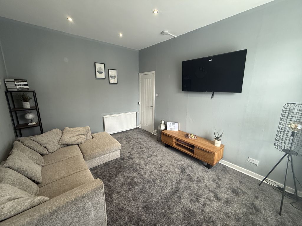 Property photo 2 of 5 Sitting Room