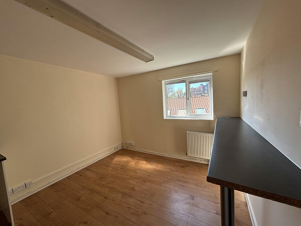 Property photo 2 of 7 Img_0010.Jpg