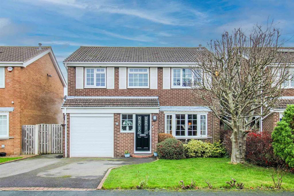 Property photo 1 of 20