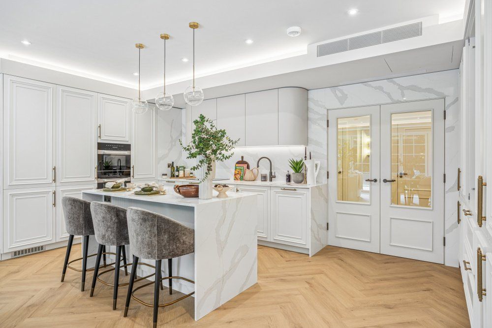 Property photo 1 of 10 Kitchen/Breakfast