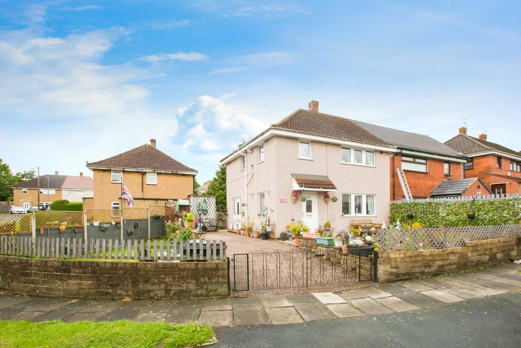 Property photo 1 of 17 Photo